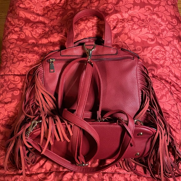 Backpack - Picture 2 of 2